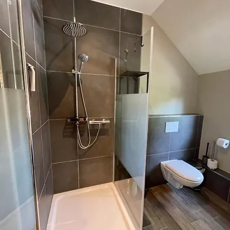 Luxus Lindenhof Apartmán *